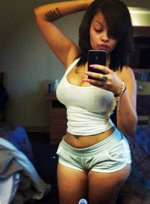 Busty Franciele Perao Gets
