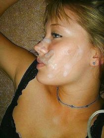 Plump teen girls posing in