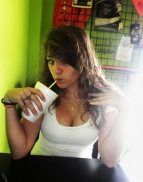 brunette-model-beauty-sexy